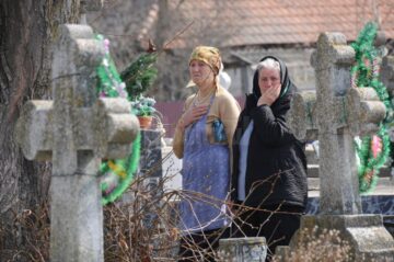 Biserica din Burla, veche de 170 de ani, mistuită de flăcări în toiul nopții