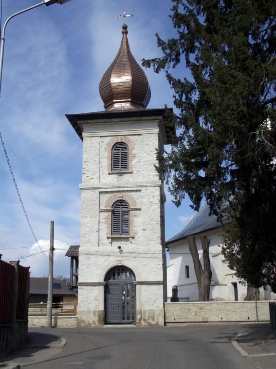 Excelență în restaurarea ansamblului monumental al Bisericii „Sf. Simion - Turnul Roșu” Excelență în restaurarea ansamblului monumental al Bisericii „Sf. Simion - Turnul Roșu”