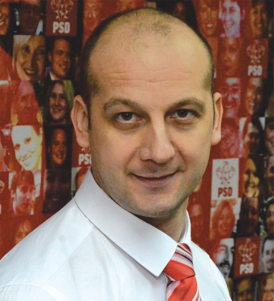 Fostul ministru Liviu Pop susține candidatura lui Stelian Simeria pentru Primăria Gura Humorului Fostul ministru Liviu Pop susține candidatura lui Stelian Simeria pentru Primăria Gura Humorului