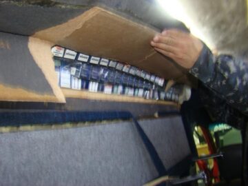 Peste 12.000 de pachete de țigări confiscate de polițiștii de frontieră suceveni