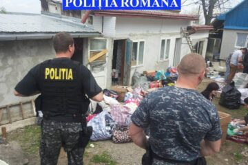Percheziții în zona Pieței Centrale a municipiului Suceava