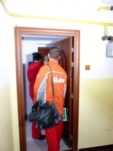 Pagube de zeci de mii de lei în urma unei defecțiuni electrice într-un bloc din Suceava