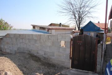 Marfă de contrabandă confiscată din depozite clandestine, în jurul Pieței Centrale din Suceava