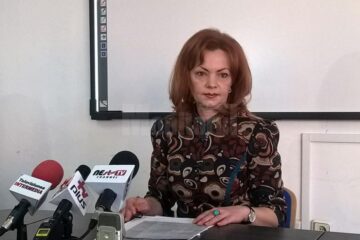 Mirela Adomnicăi, directorul executiv al AJOFM Suceava