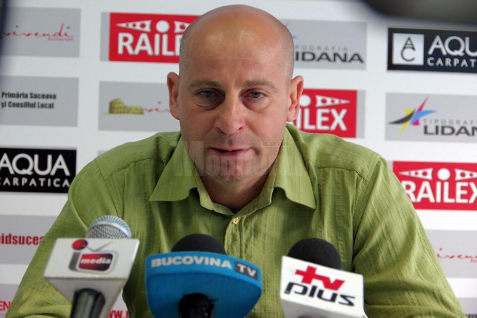 Costel Ilie: „Vom aborda meciul cu gândul la victorie”