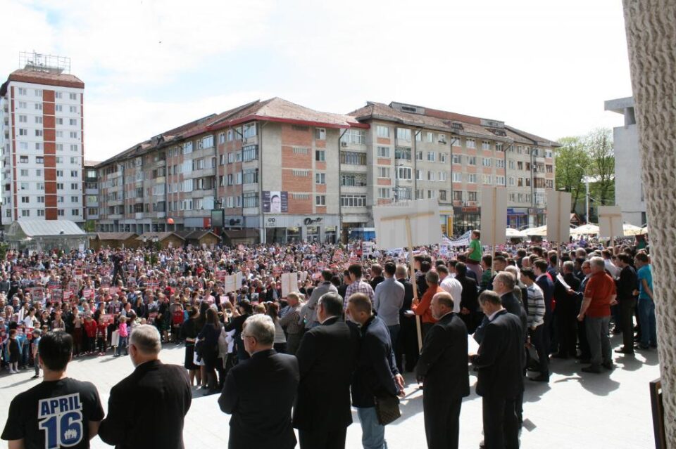 Aproximativ 5.000 de oameni au participat la mitingul de susținere pentru familia Bodnariu