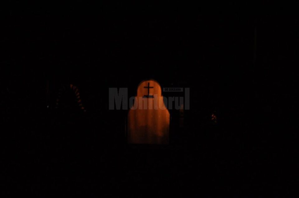 Slujbele în Biserica Înălțarea Domnului, din Muzeul Satului Bucovinean, încep în ziua Sfântului Gheorghe