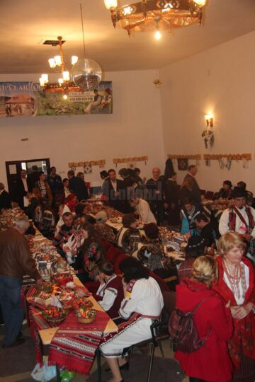 Ion Caramitru și clarinetistul Aurelian-Octav Popa, recital de excepție la Festivalul Ouălor Încondeiate de la Ciocănești