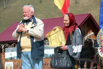 Ion Caramitru și clarinetistul Aurelian-Octav Popa, recital de excepție la Festivalul Ouălor Încondeiate de la Ciocănești