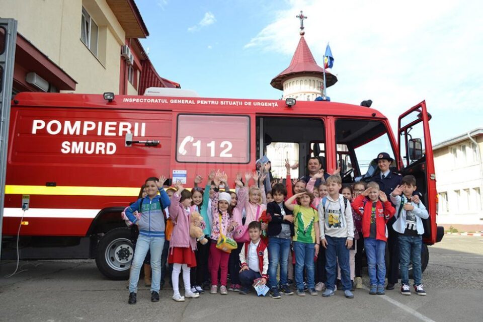 Vizita copiilor la ISU Suceava, în prima zi din săptămâna „Școala altfel”, a fost un succes