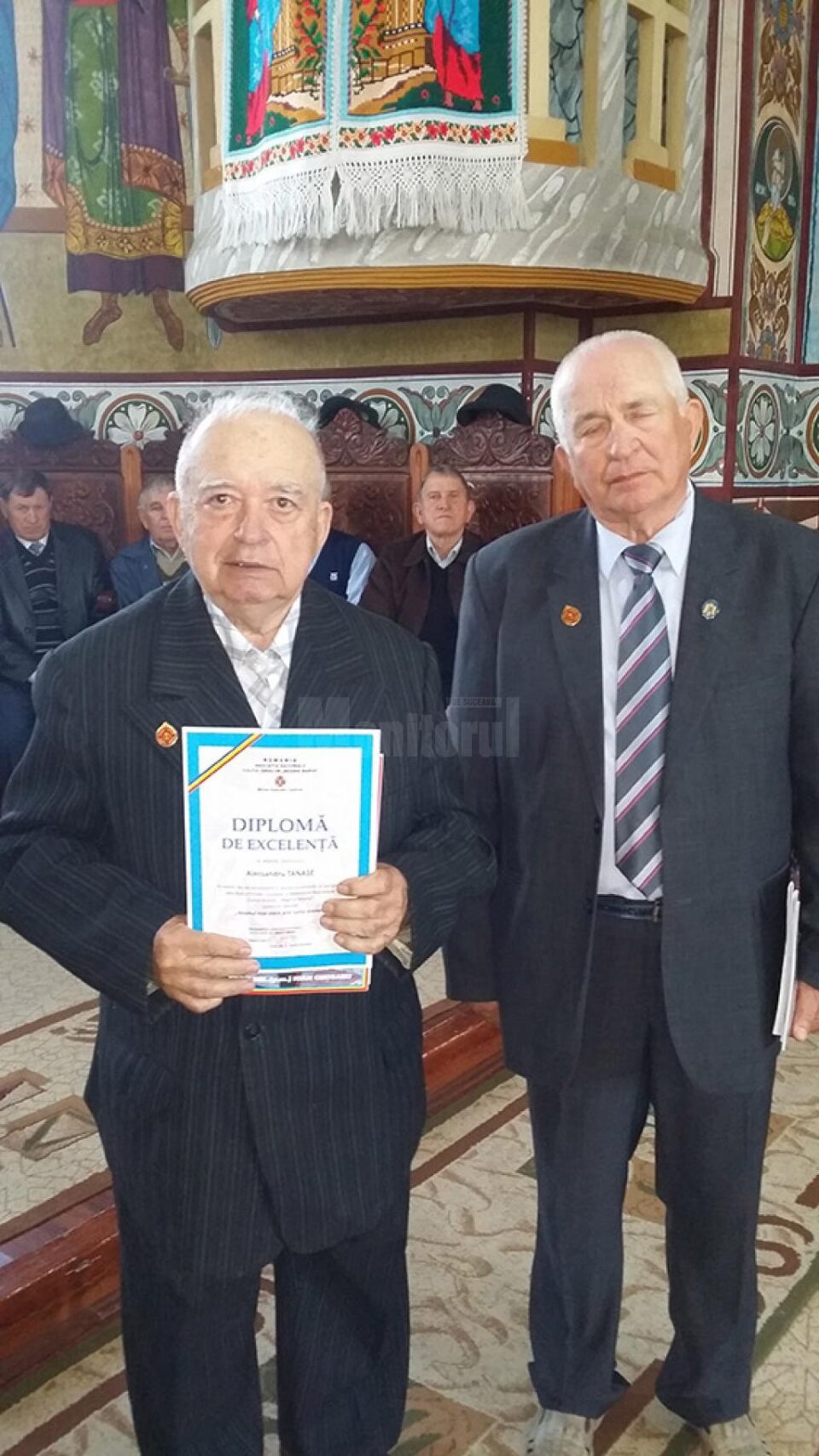 Diplomă de excelență pentru un veteran de război, fost primar, pentru monumentele ridicate în cinstea eroilor