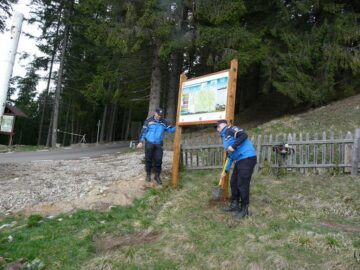 Noi panouri de informare turistică, amenajate în “Călimani” și în rezervația „Pietrele Doamnei”