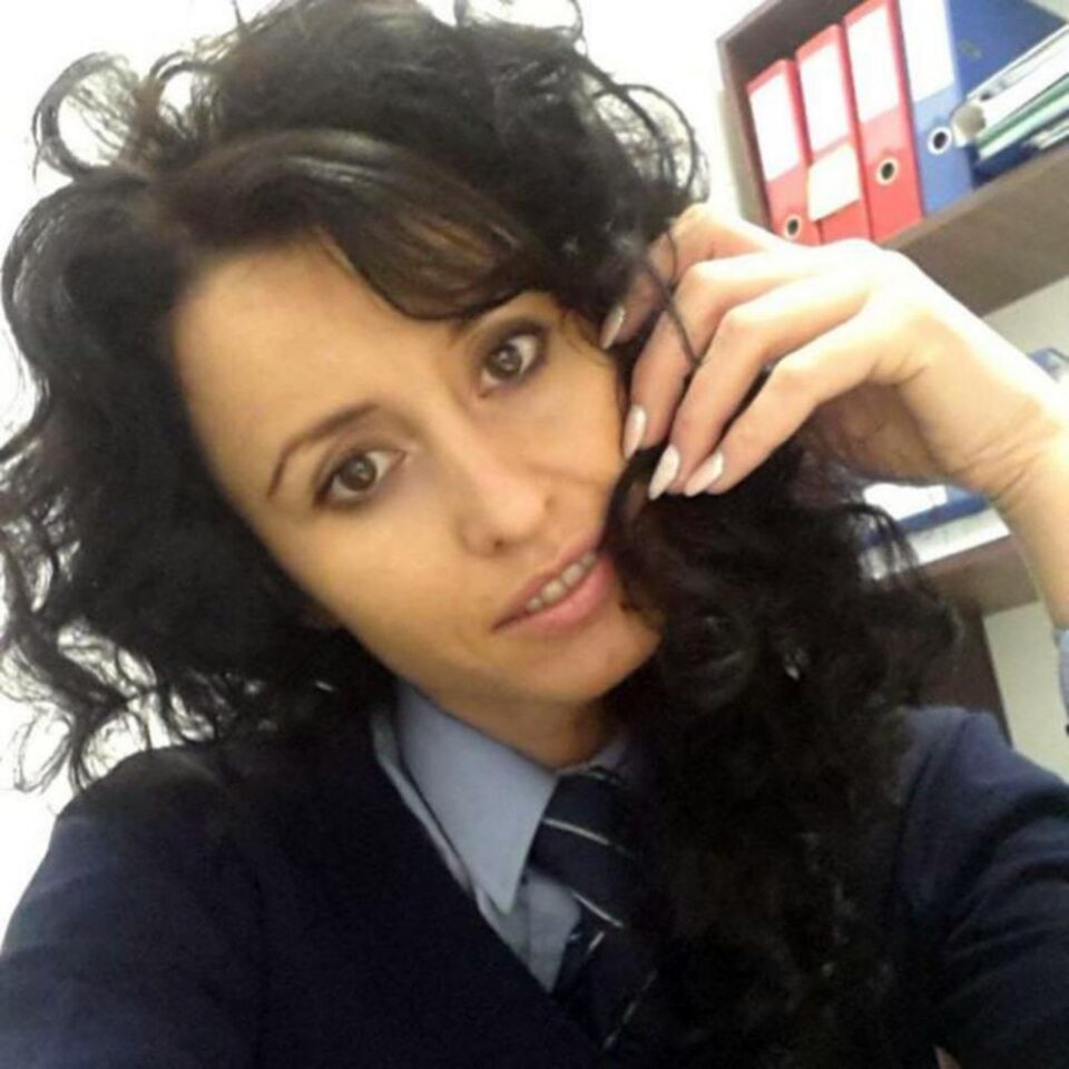 Agentul principal Violeta Covaliu va avea nevoie de o perioadă lungă de recuperare. Foto botosaneanul.ro