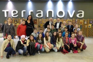 Cercul de pictură „Bizantin Art” de la Școala Gimnazială Nr. 4 Suceava