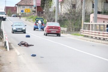 Bărbatul a fost lovit în plin, decesul survenind instantaneu