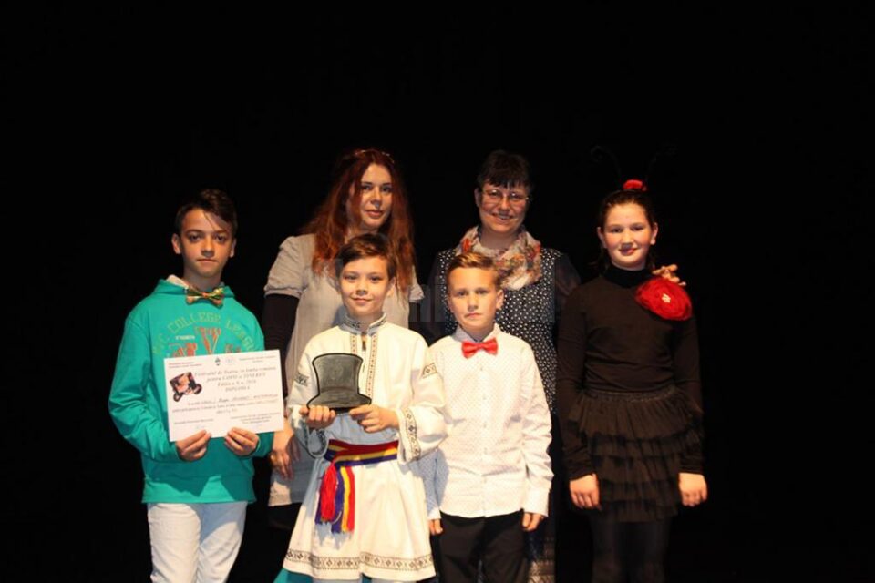 Sala Teatrului ”Matei Vișniec” Suceava a găzduit a X-a ediție a Festivalului de Teatru în limba română pentru Copii și Tineret Sala Teatrului ”Matei Vișniec” Suceava a găzduit a X-a ediție a Festivalului de Teatru în limba română pentru Copii și Tineret