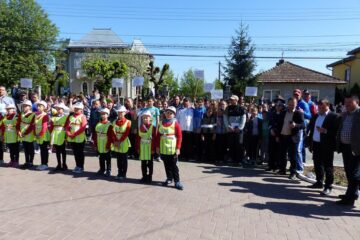 Peste 200 de copii au participat la prima ediție a concursului de atletism „Viitorii campioni”, din Liteni