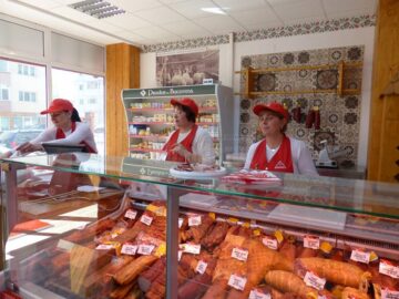 Compania Raitar a deschis la Fălticeni al doisprezecelea magazin, cel mai mare de până acum