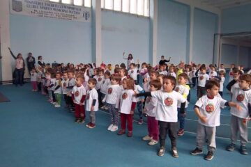 Preșcolarii GPP „Așchiuță” au participat în săptămâna 18-22 aprilie 2016 la un maraton al jocurilor și activităților