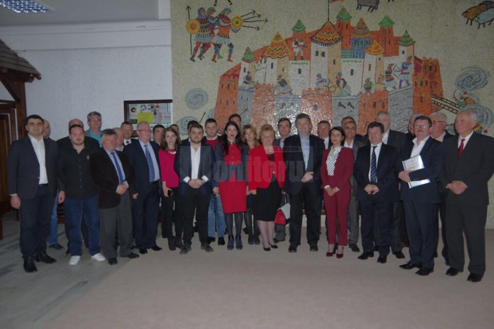 Cătălin Nechifor și candidații PSD pentru Consiliul Județean Suceava