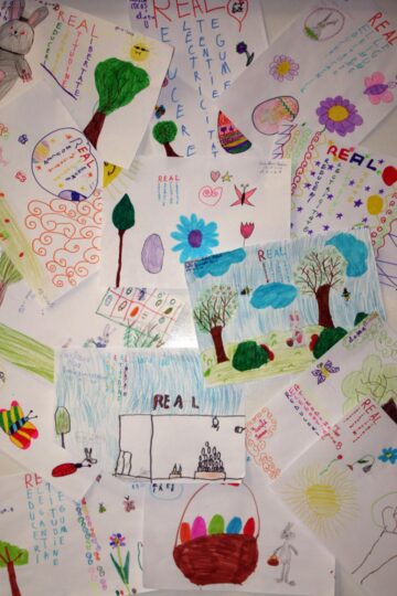 Aproximativ 300 de copii au încondeiat ouă, au făcut desene și au primit „surprize dulci” de la Real Suceava