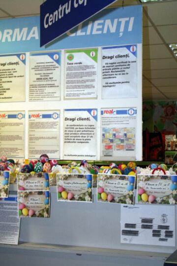 Aproximativ 300 de copii au încondeiat ouă, au făcut desene și au primit „surprize dulci” de la Real Suceava