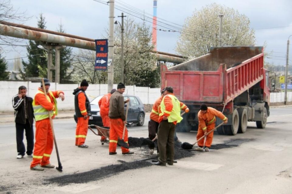 Două artere rutiere mari din municipiul Suceava vor fi complet reabilitate