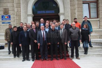 ALDE Suceava a depus ieri lista de candidați pentru Consiliul Județean, pe primul loc fiind deputatul Alexandru Băișanu
