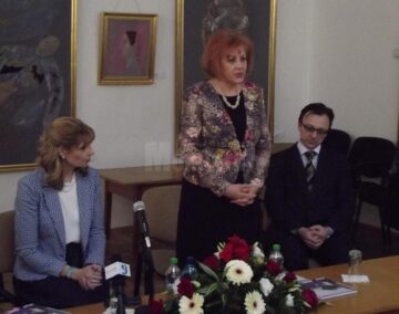 Prezentare de carte regală, la Biblioteca Bucovinei „I.G. Sbiera”