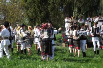 Hora satului la Stupca, așa cum a fost odată