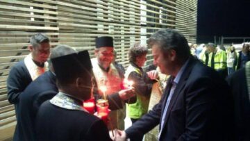 Lumina Sfântă a ajuns la Suceava