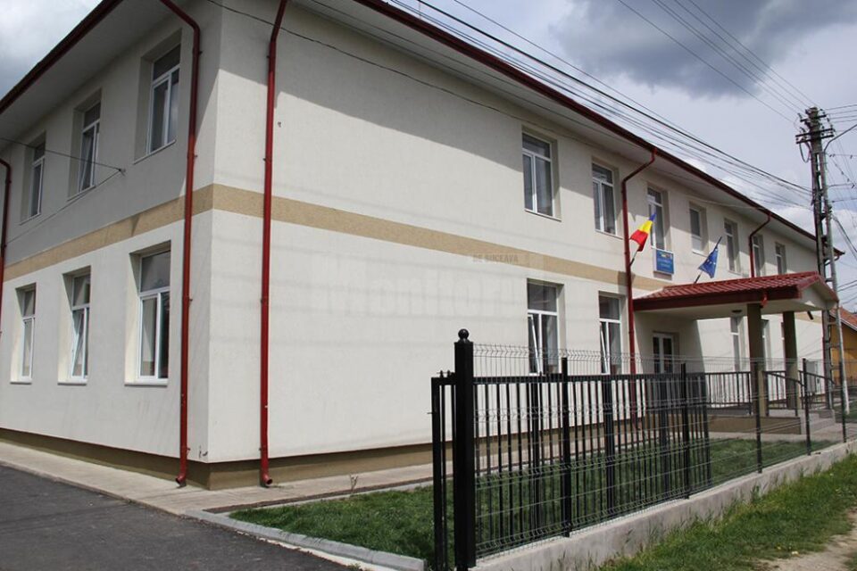 La Păltinoasa a fost inaugurată miercuri noua Școala Gimnazială