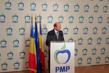 Fostul președinte al României și președintele Partidului Mișcarea Populară, Traian Băsescu