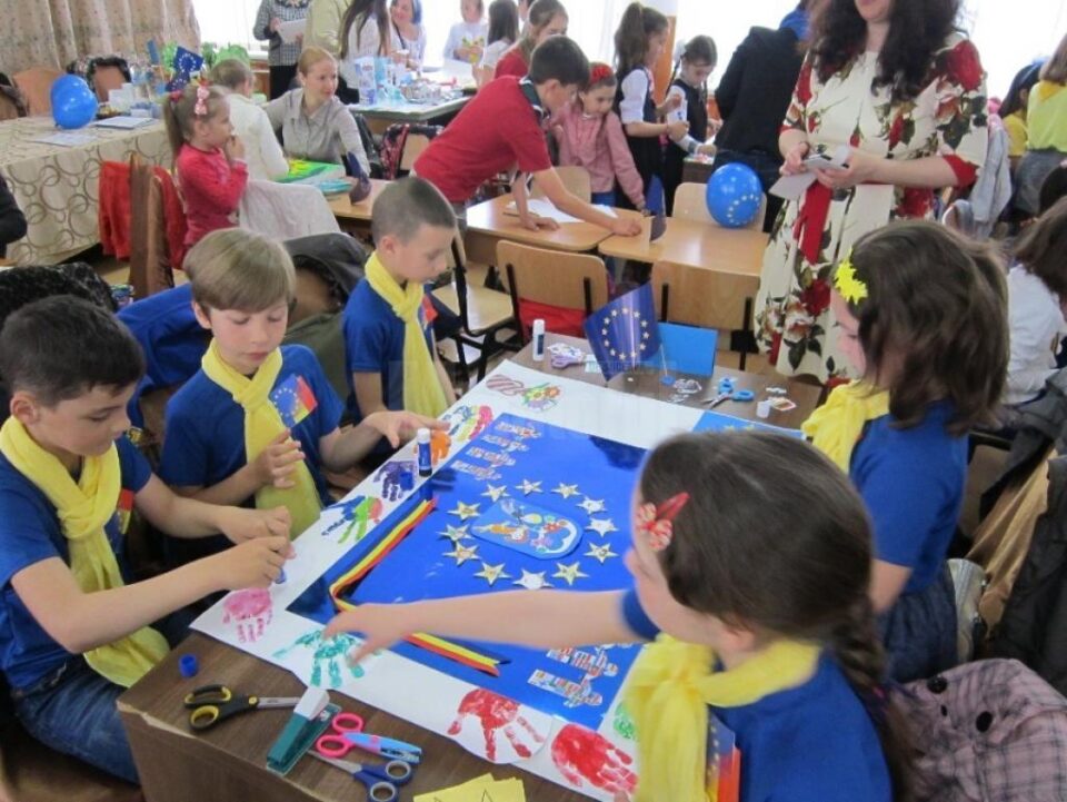 Ziua Europei, sărbătorită sâmbătă la Centrul Școlar de Educație Incluzivă Suceava