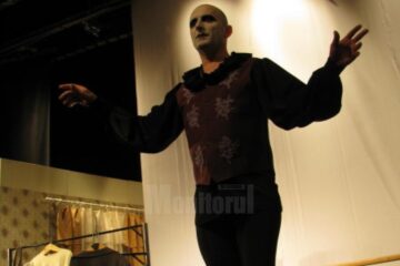 Spectacolul „Balerinul turbat”