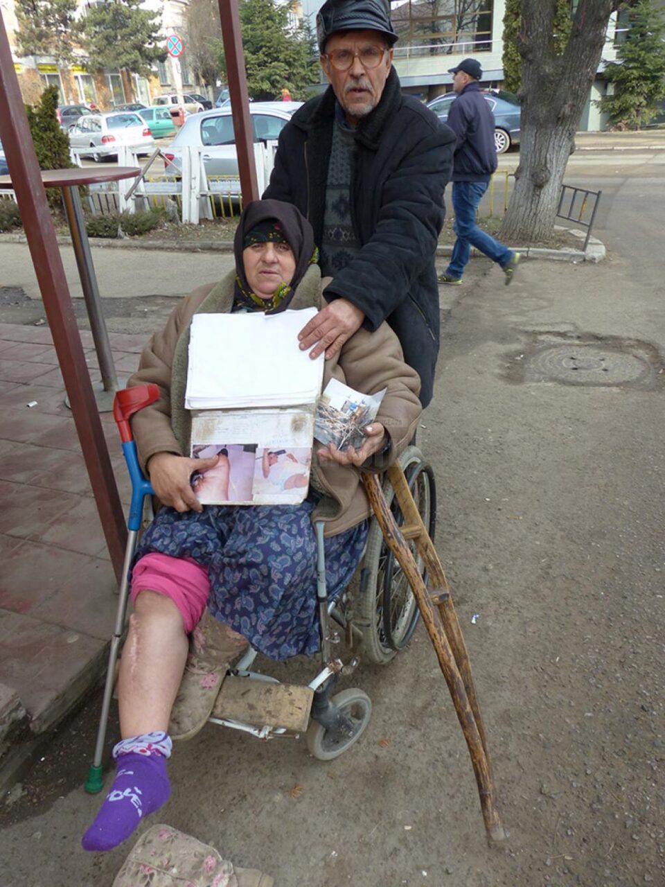 Maria Cherar și concubinul acesteia, Mihai Pușcașu, susțin că au nevoie de protecție din partea poliției pentru ca femeia să se poată prezenta pentru a depune mărturie Maria Cherar și concubinul acesteia, Mihai Pușcașu, susțin că au nevoie de protecție din partea poliției pentru ca femeia să se poată prezenta pentru a depune mărturie