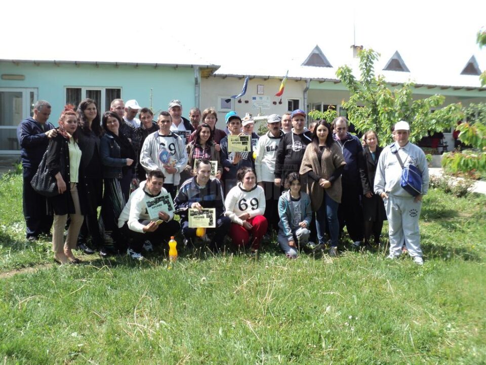 Competiții sportive pentru persoane cu nevoi speciale, la Centrul de Recuperare Mitocu Dragomirnei