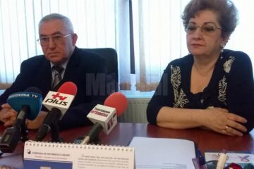 Președintele Colegiului Medicilor Suceava, dr. Sorin Hâncu, și secretarul general al Colegiului Medicilor, dr. Irina Badrajan