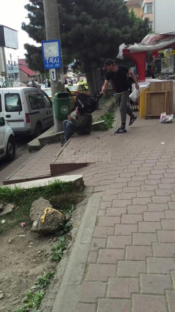 Bărbat bătut crunt, cu pumnii și picioarele, în plină zi, la Orizont, în Burdujeni