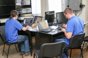 Studenții se vor confrunta cu provocări tehnice spectaculoase