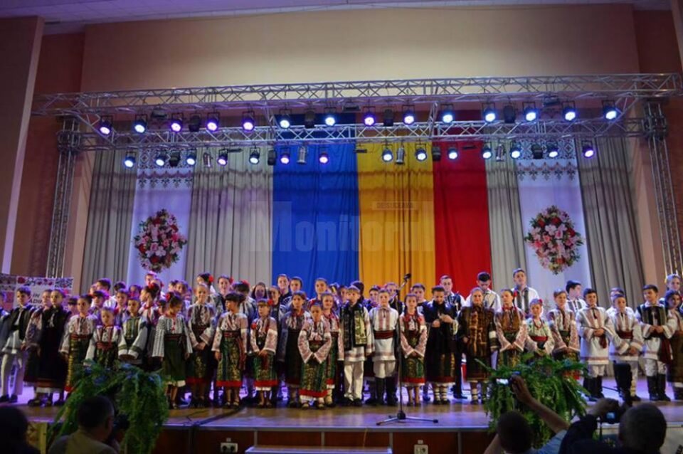 Festivalul „În grădina cu flori multe”