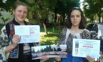 Ansamblul Folcloric „Plaiurile Dornelor” a obținut Trofeul Festivalului „Pe fir de baladă” de la Târgu Jiu