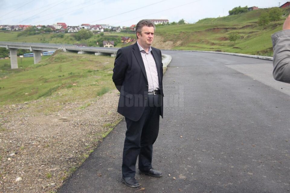 Cătălin Nechifor sesizează că versanții din apropierea centurii au început deja să o ia la vale