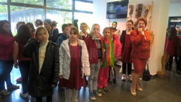 36 de lucrări în ceramică realizate de școlari și preșcolari, expuse la Centrul pentru Păstrarea Tradițiilor Bucovinene