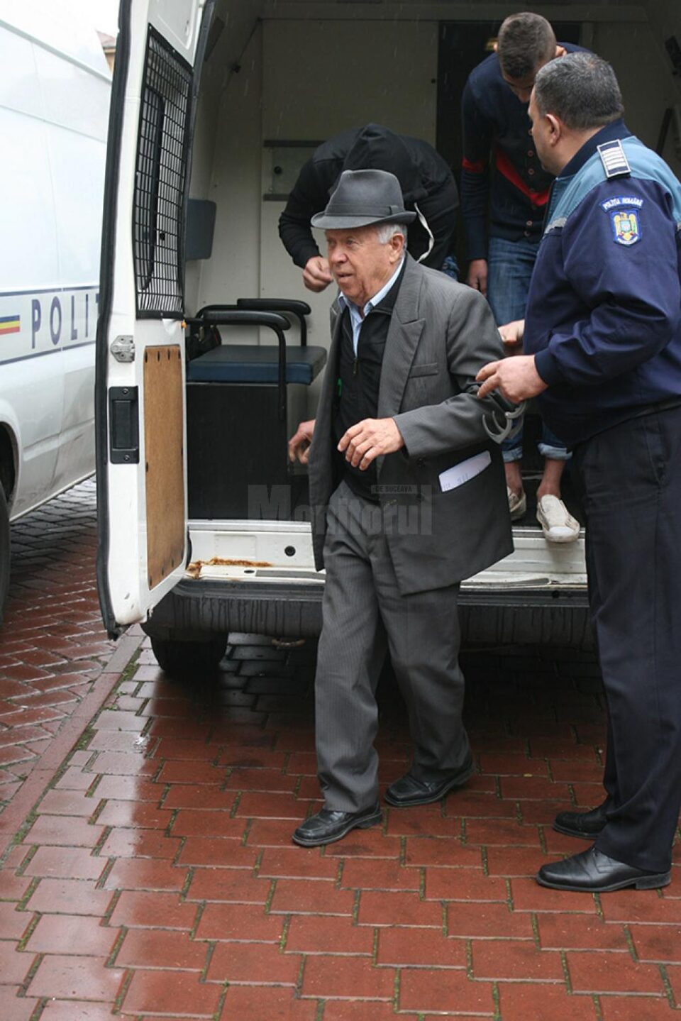 Alexandru Mirăuță, acuzat de viol la 83 de ani