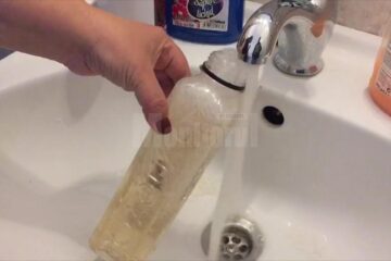 Apă maronie la robinete, în zona centrală a Sucevei