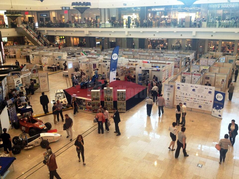 Medalii pentru universitarii suceveni la expoziția europeană „Euroinvent”
