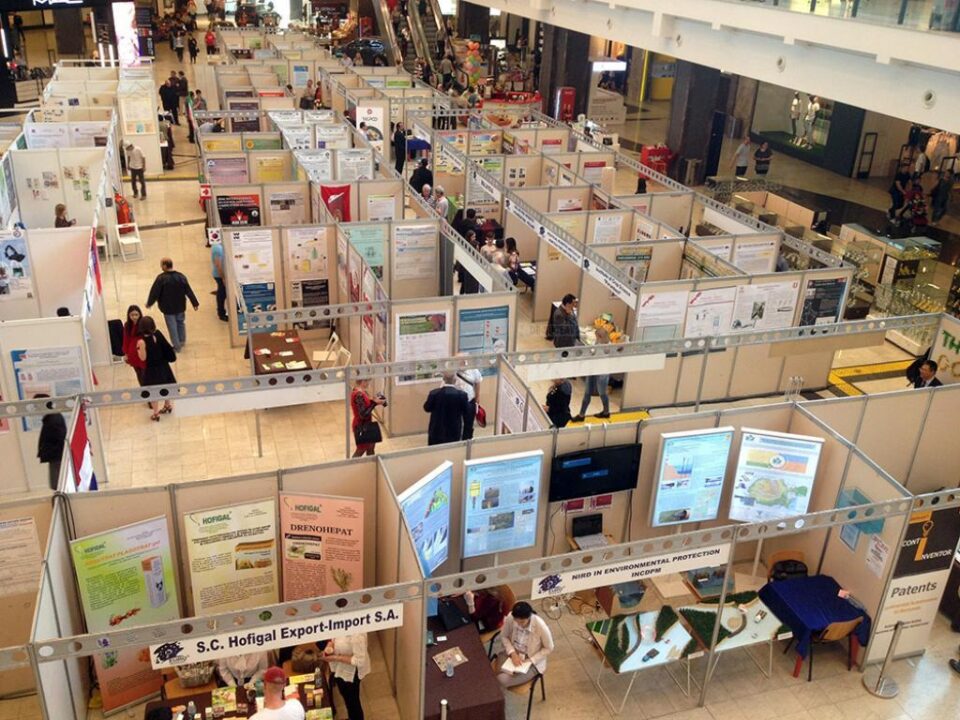 Medalii pentru universitarii suceveni la expoziția europeană „Euroinvent”