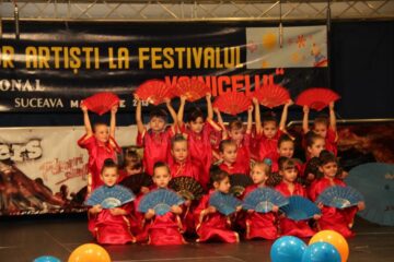 Peste o mie de preșcolari la Festivalul „Voinicelul”, faza zonală Suceava