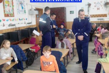 Având în vedere problematica minorilor dispăruți, polițiștii suceveni au organizat, în perioada 16-25 mai, mai multe acțiuni de informare și responsabilizare printre tineri